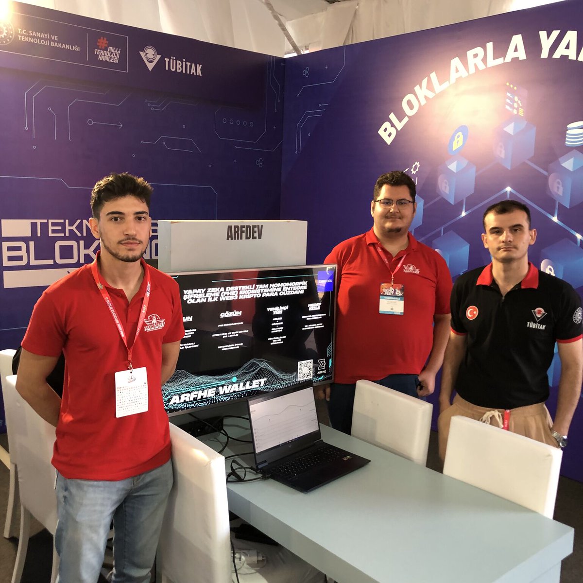 agucomputer's tweet photo. 📢 ArfDev Takımı Teknofest Blokzincir Yarışması Finalinde Yer Aldı! 

Takım danışmanı Dr. Cavidan Yakupoğlu Karaağaç ve ekip üyeleri Ömer Aydoğan, Enes Halat, İsmail Börklü’yü özverili çalışmaları için tebrik ederiz. 👏

#TEKNOFEST2025 #ArfDAO #Blokzincir #AbdullahGülÜniversitesi https://t.co/3s0d8YiI3H