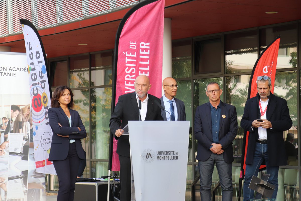 Philippe_Auge's tweet photo. L'ouverture régionale de la 34e édition de la Fête de la science se fait au lycée professionnel Léonard de Vinci de #Montpellier qui ouvre ses portes à un événement pensé avec @umontpellier pour les scolaires et placé sous le signe du partage et de l’exploration: Léonardologie(s) https://t.co/paqWy9Z707