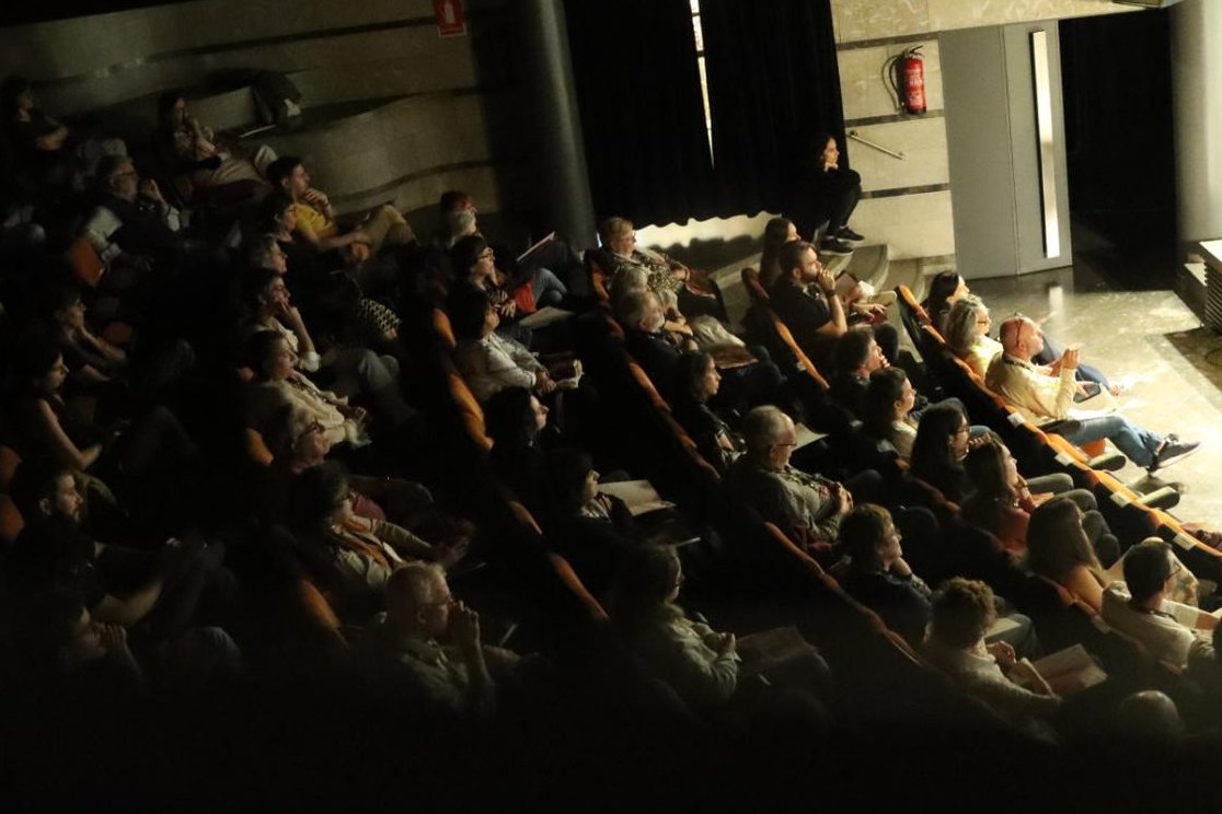 🖼️ Aquest matí s'han inaugurat les primeres Jornades de l'Art Barroc a Catalunya

👉 Al llarg del dia, especialistes i experts de les principals universitats catalanes i de la Catalunya Nord reflexionaran sobre les manifestacions artístiques del període Barroc