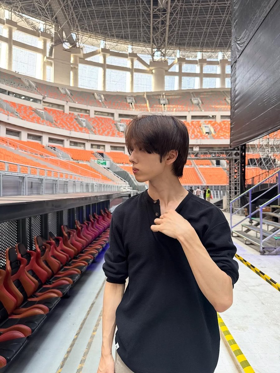 reljun's tweet image. the date                                                  my date