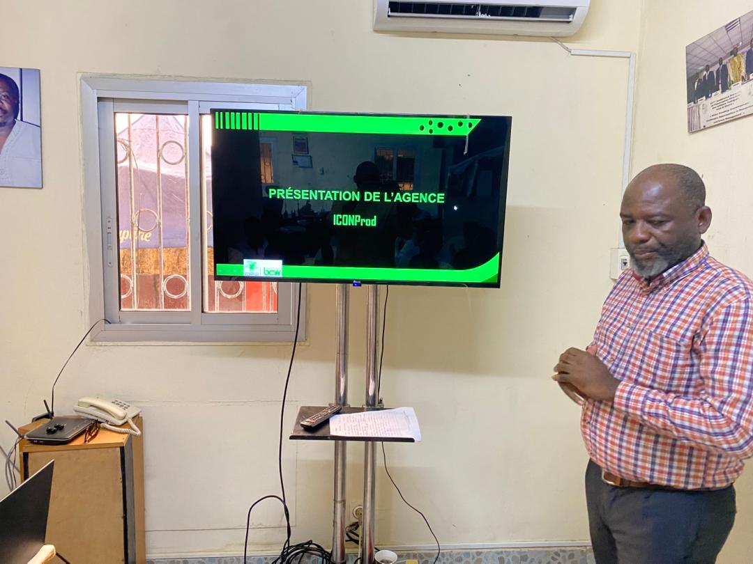 ICONProd's tweet photo. Dernier Brief avant le Grand Jour ! 💪.
Le succès d’une campagne commence toujours par une préparation.

Excellent week-end et bonne fin de semaine à tous !

#Iconprodafrica #empoweringafrica #Btlactivation #17ansçasefête. https://t.co/E5sd1lYK3z