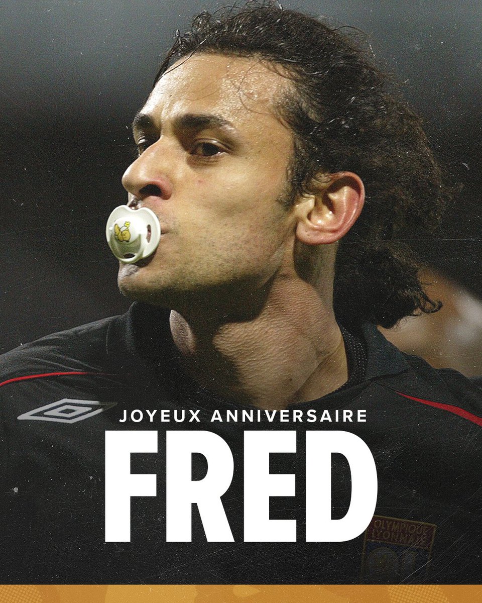 OL's tweet photo. 𝗙𝗲𝗹𝗶𝘇 𝗮𝗻𝗶𝘃𝗲𝗿𝘀𝗮́𝗿𝗶𝗼 @fredgol9 ! 🥳

Notre ancien attaquant brésilien, triple Champion de France et vainqueur de la Coupe de France, fête ses 41+1 ans ce vendredi 🦁🇧🇷 https://t.co/t6K8GrncwL