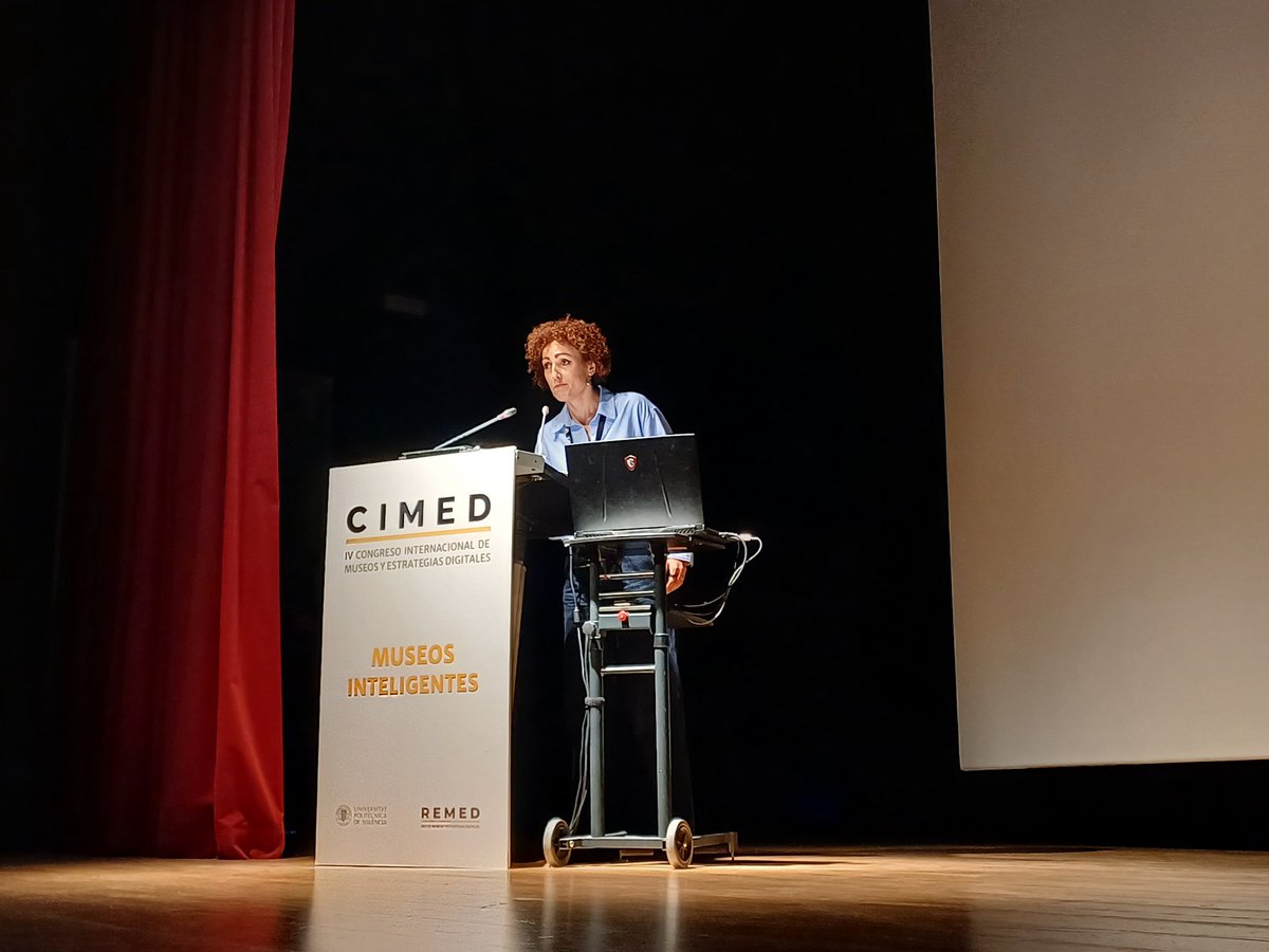 .<a href="/AlexMarCasado/">Alejandra M. Casado</a> nos ofrece la charla "De la cuerda al código: los autómatas del <a href="/museocasalis/">museocasalis</a> superan la inmovilidad gracias a sus gemelos digitales". #CIMED25 #REMED #Tecnologías #MuseosInteligentes #innovación #colección #públicos
