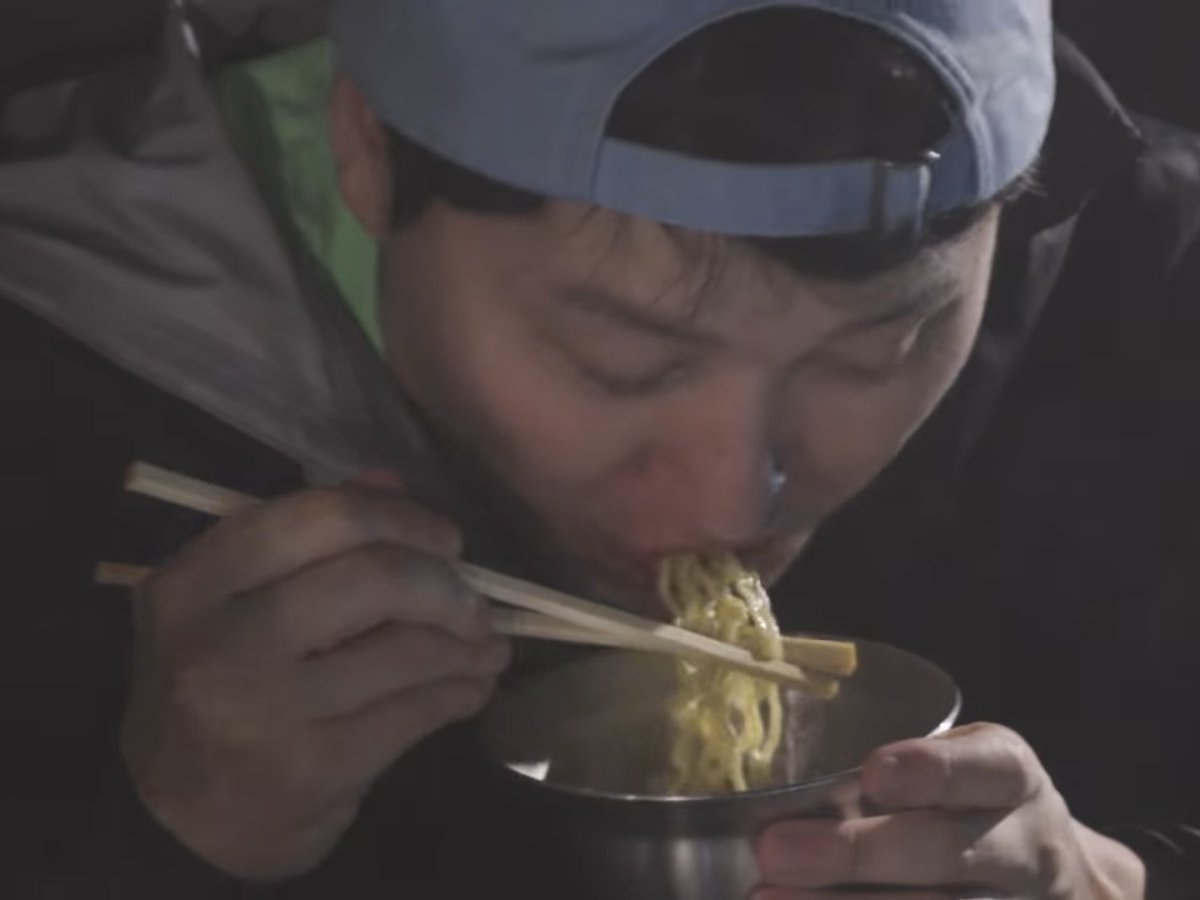 아니 얘네 개웃김 ㅜㅋㅋㅋㅋㅋㅋㅋㅋㅋㅋㅋ 게스트가 고생하는 방송 걍웃김 ㅜㅠㅋㅋㅋㅋㅋㅋㅋㅋㅋㅋㅋㅋㅋ젓가락 반대인것도 개웃김