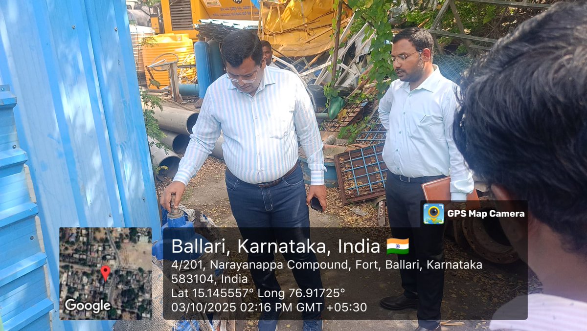 Comm_Ballari's tweet photo. Commissioner visited and inspected the store  at fort area. https://t.co/k6fKUme5fy