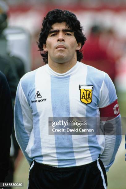 Imagínate haberle prohibido formar parte de la selección a éste por la boludez de tener el pelo largo.