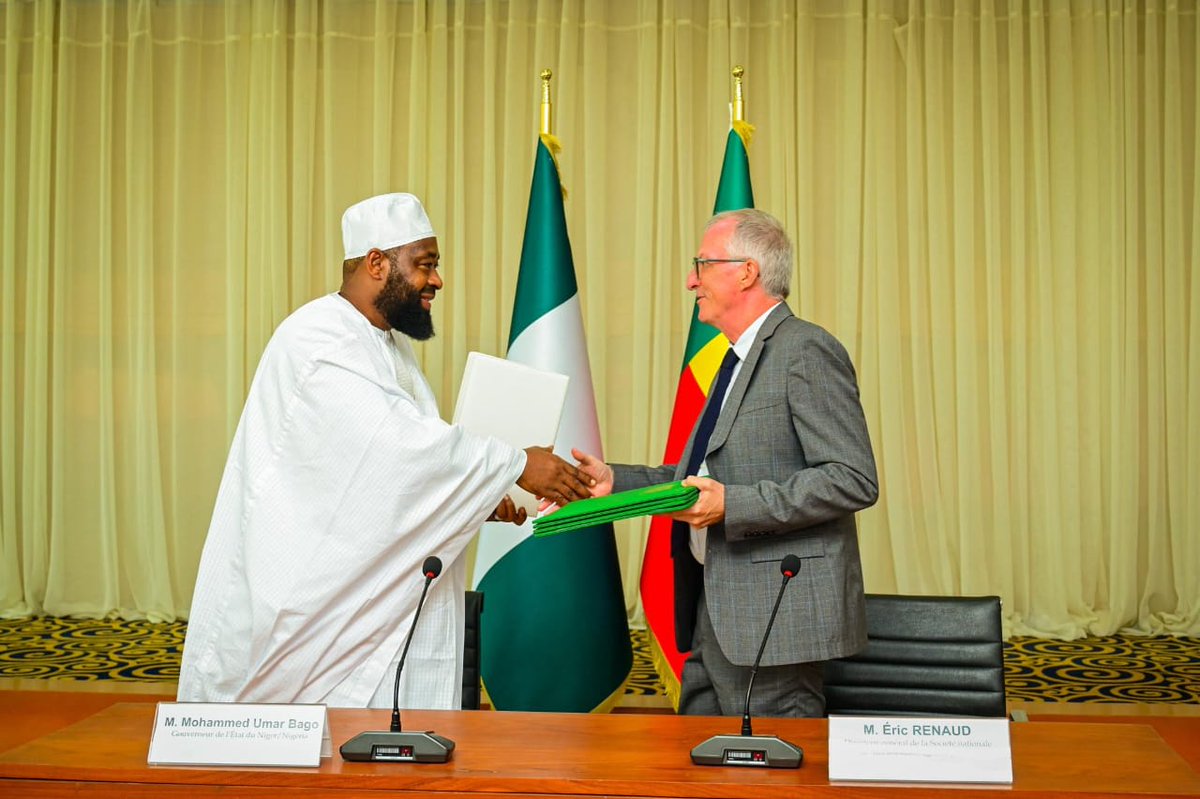 NTANewsNow's tweet image. NIGER STATE GOVERNMENT SIGNS MULTI BILLION DOLLAR MOU WITH REPUBLIC OF BENIN ON COTTON, MAIZE AND SOYA PRODUCTION

The Republic of Benin signed a multi-billion-dollar Memorandum of Understanding with Niger State, Nigeria, to boost cotton, maize, and soybean production. The…