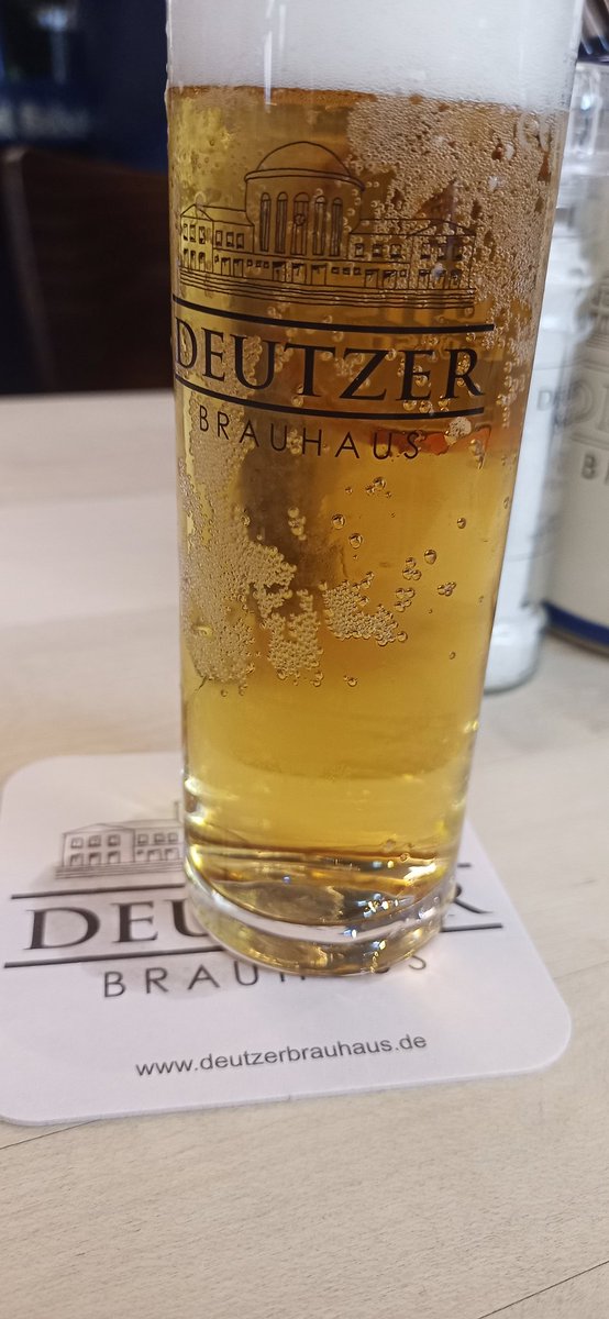 Mal wieder die Kohlenstoffwelt heimsuchen.