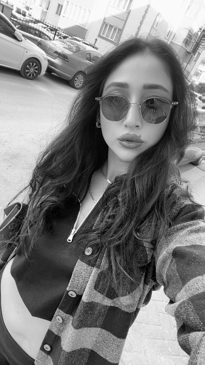 elvan_imen's tweet photo. Bu seferde siyah beyaz olsun 🖤 https://t.co/IcgpjTMbxt