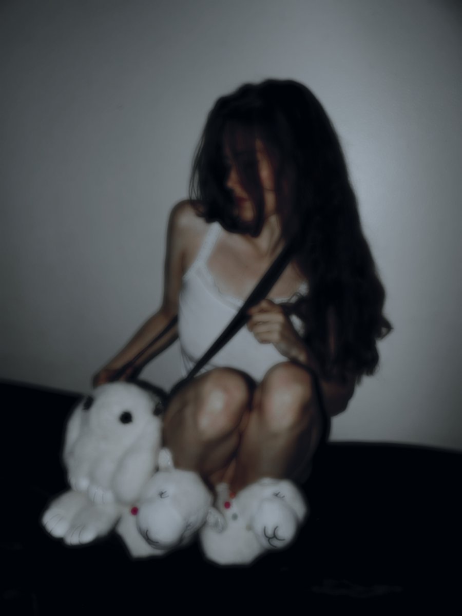 Jennife65751579's tweet photo. 🐰🤍
#nsfwtw #altern https://t.co/OZw58KPxpF