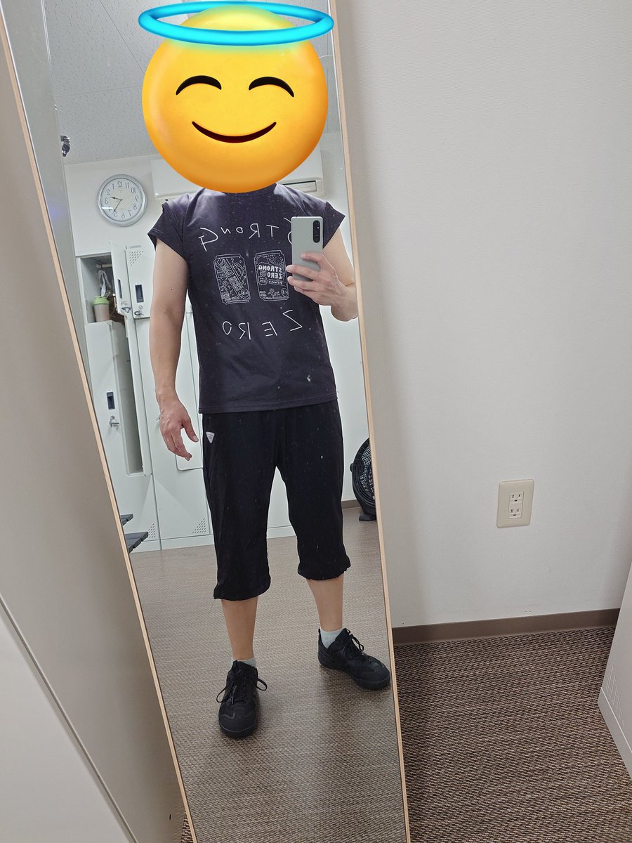 nito_ver2's tweet photo. 約2週間ぶりになっちまった…🫠
でもデットリフト更新できた👍
わずか1.25kgのプレートなのに遠いし重い…
今日もSTRONGZEROスタイル🤪
#筋トレ
#筋トレ好きな人と繋がりたい
#STRONGZERO
#筋トレMEMO https://t.co/AMsBNFyH7T https://t.co/08Koi41w5j