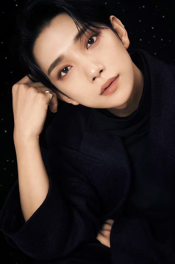 yvkicc's tweet photo. Givenchy➕Joshua=Perfect💞💞💞

JOSHUA AT GIVENCHY PFW
#JOSHUAxGIVENCHY 
#GivenchySS26
#ParisFashionWeek 
@pledis_17 @givenchy https://t.co/NgbxFHEzR2