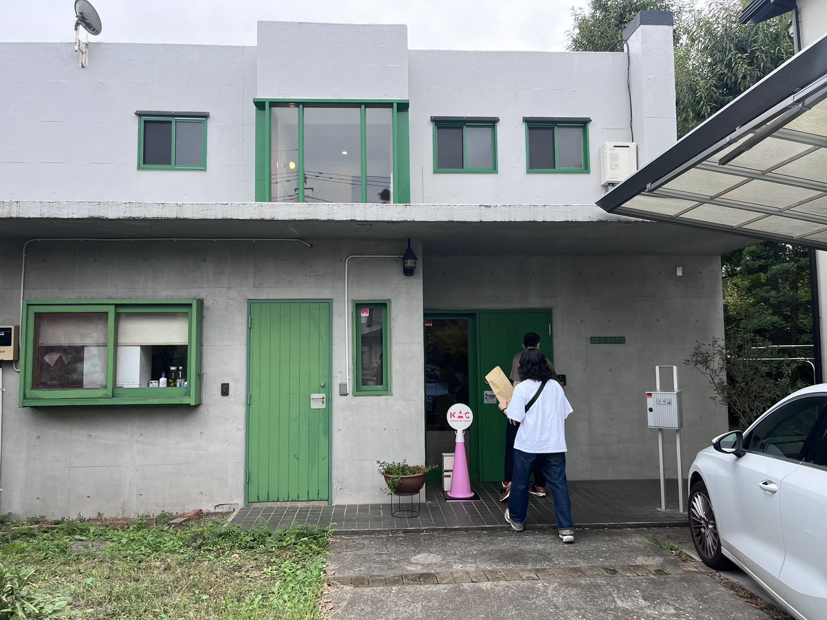 今年もピンク色のコーンが目印。
各スペースに配ってまわりました。