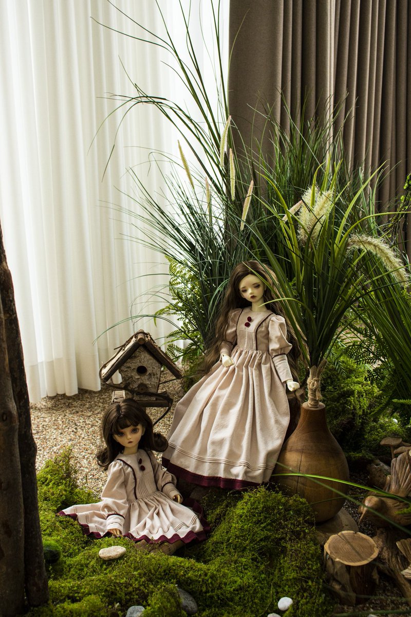 #트인덕장터

안녕하세요 가든샵입니다:)

오랜만에 MSD용 신작 'Buttercup'을 준비했습니다. 해당 의상은 상시 선주문이 가능하니 아래 링크에서 상세정보 확인부탁드립니다! 

blog.naver.com/lily901/224026…
+ 숏/롱 선제작 1벌씩도 추가 준비중입니다~