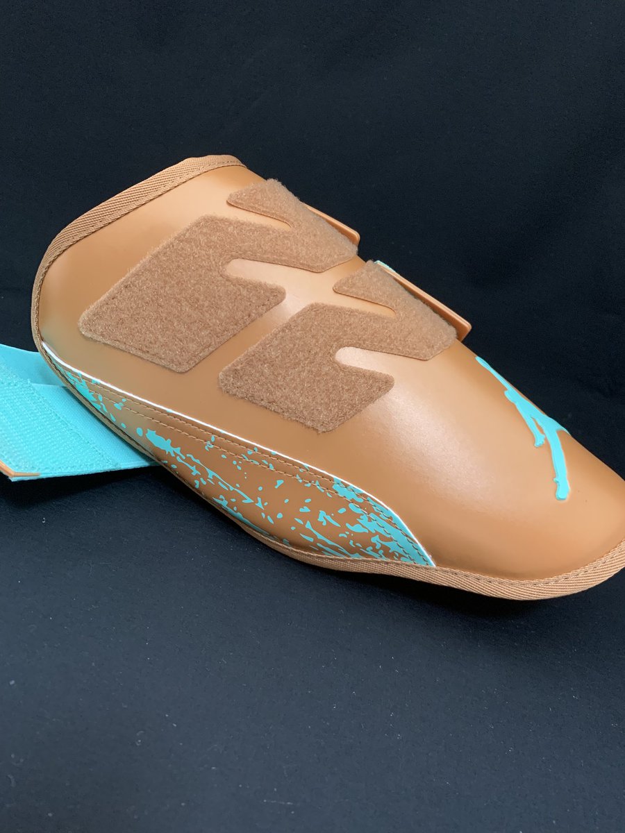 info42648043's tweet photo. #すみれスポーツ #jordan #ジョーダン #jordandiamond #jordanbaseball #jordanfly #elbowguard https://t.co/R0gWNCipwZ