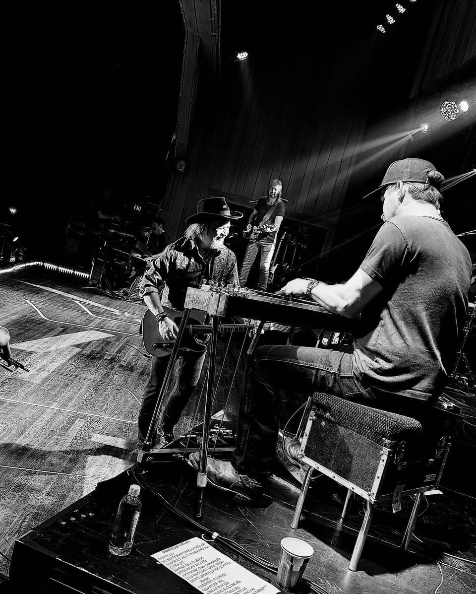 Travis Tritt tweet media