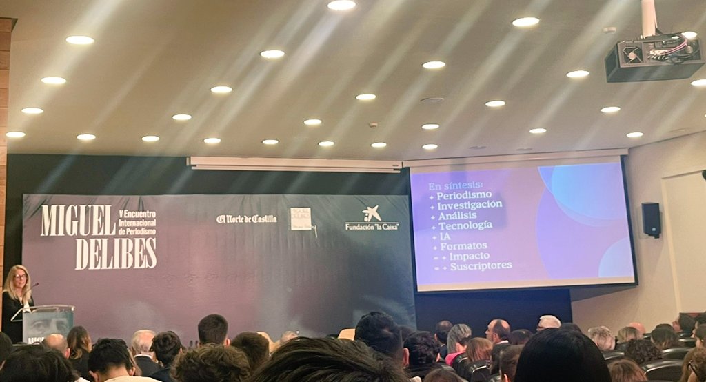 Gail Scriven, vicedirectora de La Nación de Buenos Aires, y las '15 claves de la innovación en La Nación'. 
Hoy en el V Encuentro Internacional de Periodismo Miguel Delibes.
#estructuraMEDIOS #DelibesPeriodista