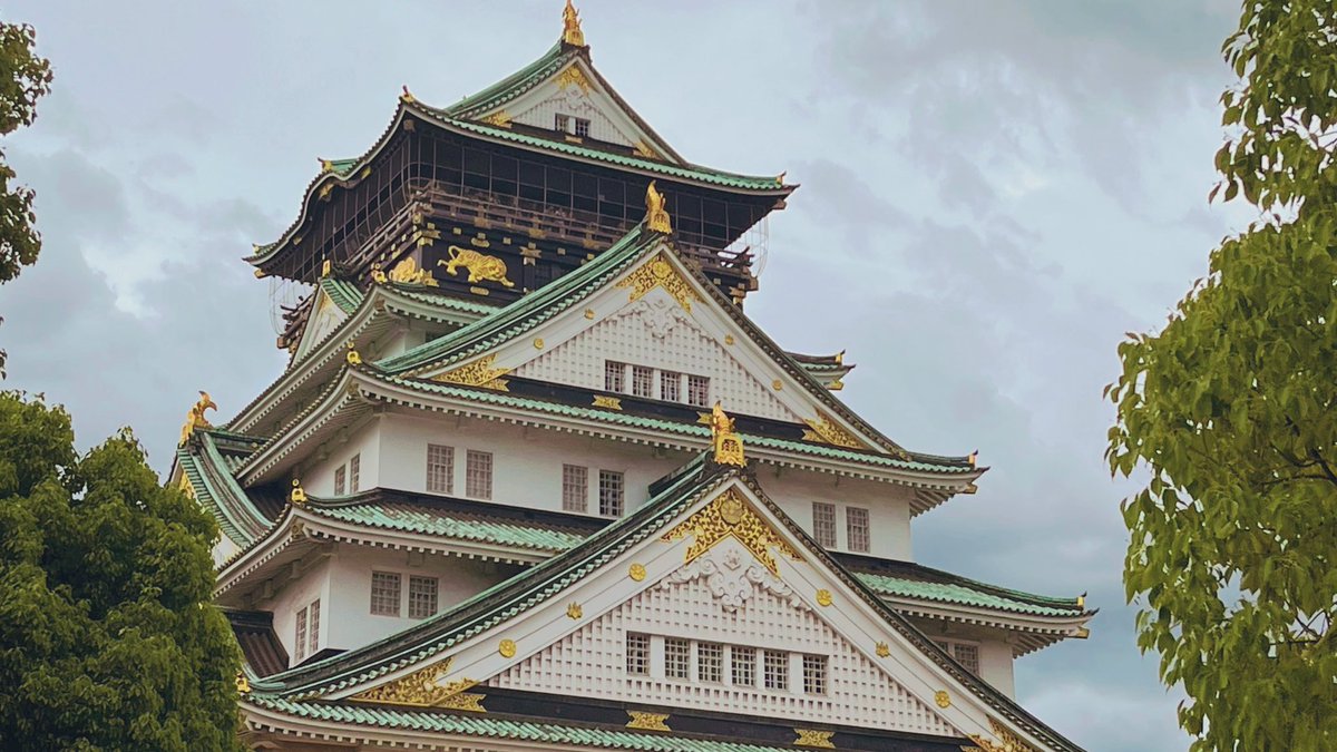 trixssay's tweet photo. Osaka Castle — pure masterpiece 🏯💫 https://t.co/c125wue29S