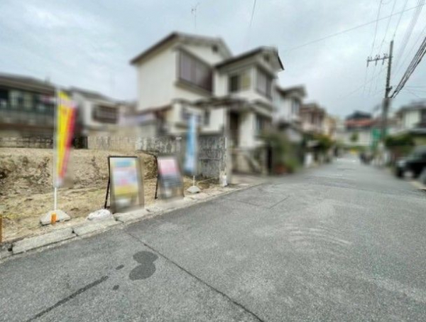 mhousing_f's tweet image. ◆建築条件無し☆お好きな工務店・ハウスメーカーで建築可能です！
◆交通量の少ない閑静な住宅街です！
◆更地につき建物解体費不要です！
◆ス…
#株式会社エム・ハウジング #京都市伏見区 #日野野色町 #土地 #不動産
mhousing-f.com/estate/ebl/286…