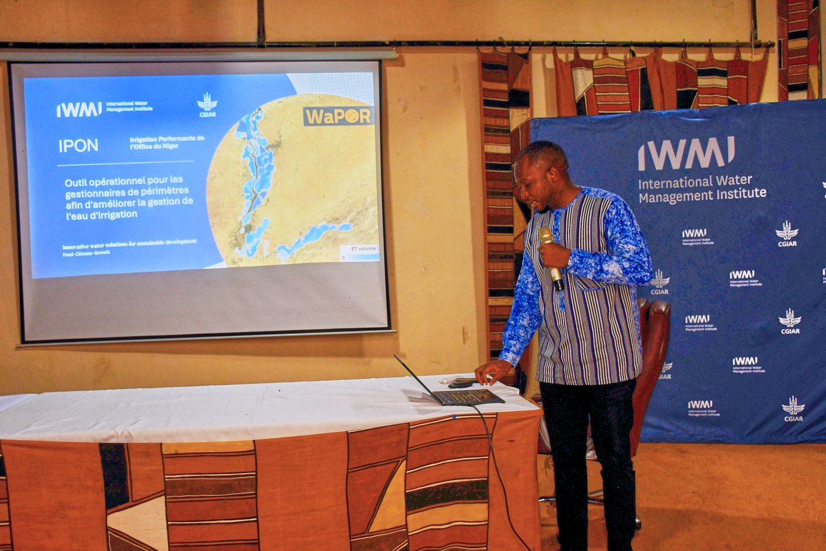 IWMI_'s tweet image. Big step for irrigation in Mali! #IPON was officially handed over this week to the Office du Niger after 2 days of training in Ségou. Co-developed by @IWMI_ &amp;amp; @FAO with the support of @NetherlandsMoFA, IPON uses satellite data to boost water management &amp;amp; climate resilience.