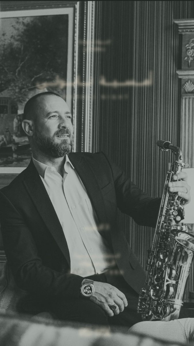 redbasilSA's tweet photo. Neapolitan Night at Red Basil – Jeddah Branch 🌿
A magical Neapolitan evening 🎷
Live saxophone &amp; Neapolitan Dishes 🍽️
Oct 3 – Limited seats, reserve now !

For booking +966533007554 https://t.co/JJvkwEU3mD