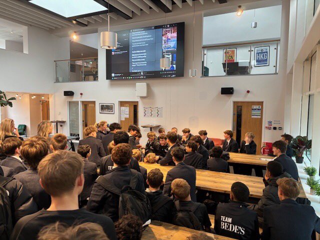 BedesKnights's tweet photo. House Singing takes place today with @dormshouse

Good luck to all!

Please meet in house at 12:15 for the start of House Development Day https://t.co/BC8KvpYaH9
