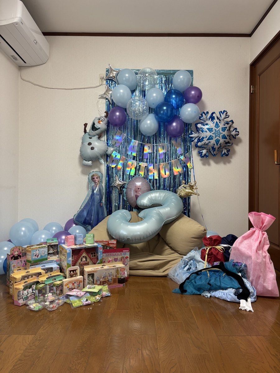 kurimaru_SB_B's tweet image. 本日娘が3歳になりました😭
時が過ぎるのが早すぎます...

パパ頑張りました💪

#誕生日　#娘