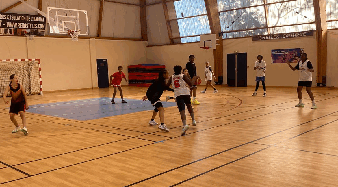 Les détections pour les sélections de Seine-et-Marne ont eu lieu le week-end dernier, avec plus de 140 participants sur les équipes U13F, U13M, U14F et U14M 🙌

🗞️ basket77.fr/2025/09/detect…

#Basket77