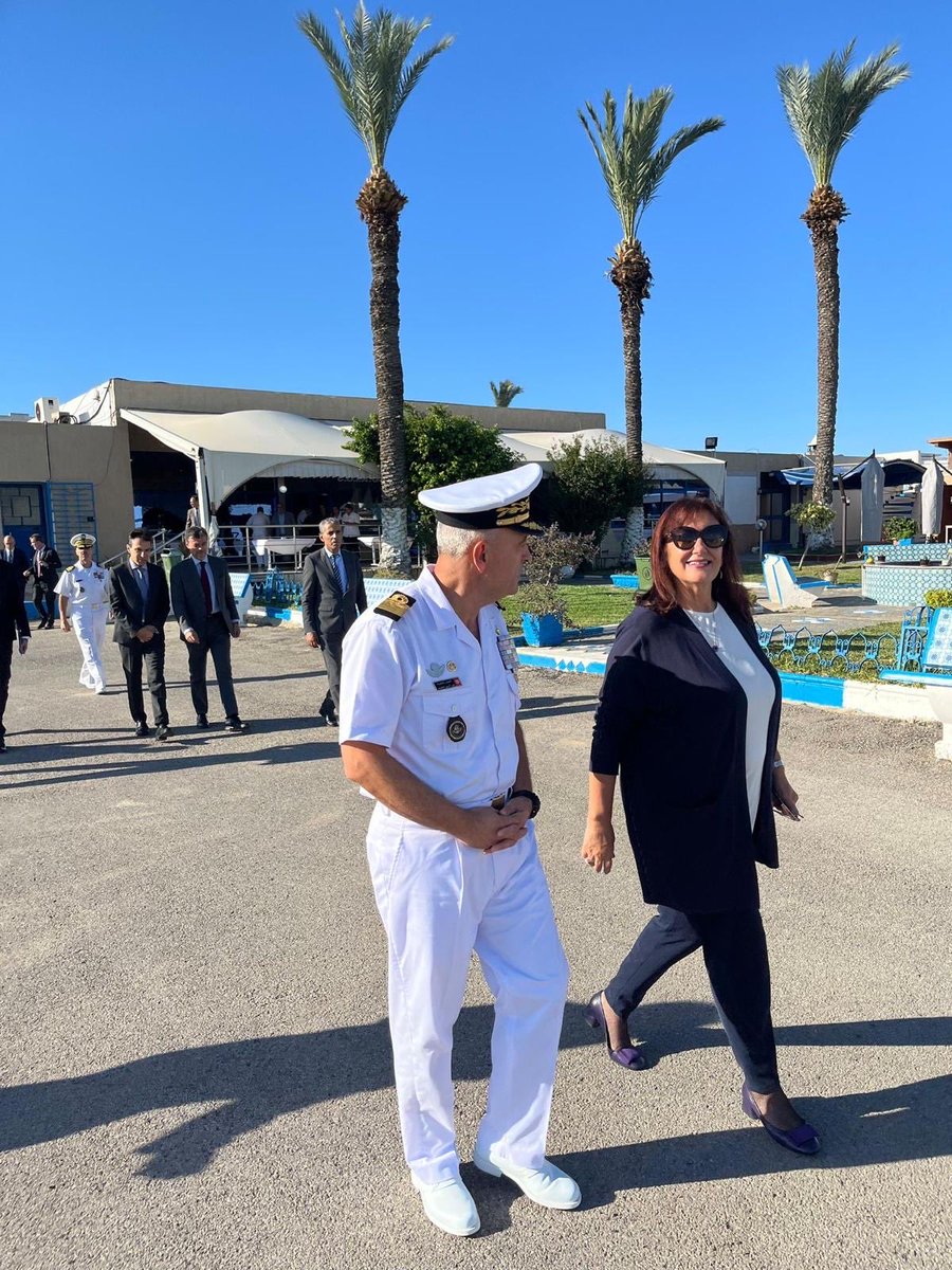 dubravkasuica's tweet photo. In Tunis, I visited La Goulette, the main naval base of the Tunisian Navy, to deliver two new boats together with the Defence Ministry. 

Strengthening search and rescue is essential to save lives in the Mediterranean, and the EU is proud to support Tunisia with equipment, training and coordination to both rescue people at sea and fight smugglers.
🇪🇺🤝🇹🇳