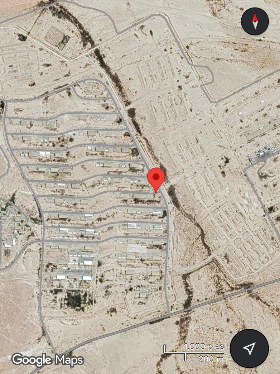 Esta es la Prisión de Ketziot, un campo de concentración en medio del desierto de Negev, a donde Israel ha llevado a 6 mexicanos junto a más de 500 personas tripulantes de la Flotilla <a href="/GlobalSumud/">Global Sumud Flotilla</a>.

La impunidad internacional de Israel avanza…

maps.app.goo.gl/nN8emHLJHNf7M2…