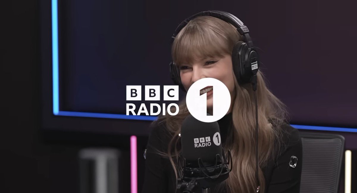 TSTheErasTourSG's tweet photo. 🎥 | FULL interview of Taylor on BBC Radio 1! #TSTheLifeofaShowgirl 

https://t.co/dSwApjTLOu https://t.co/GCMqTug3mz