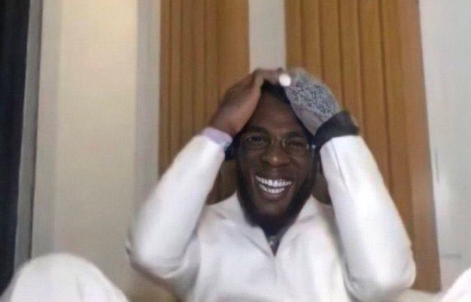 “I gave motherhood a chance” abi dem give you belle run😂😂