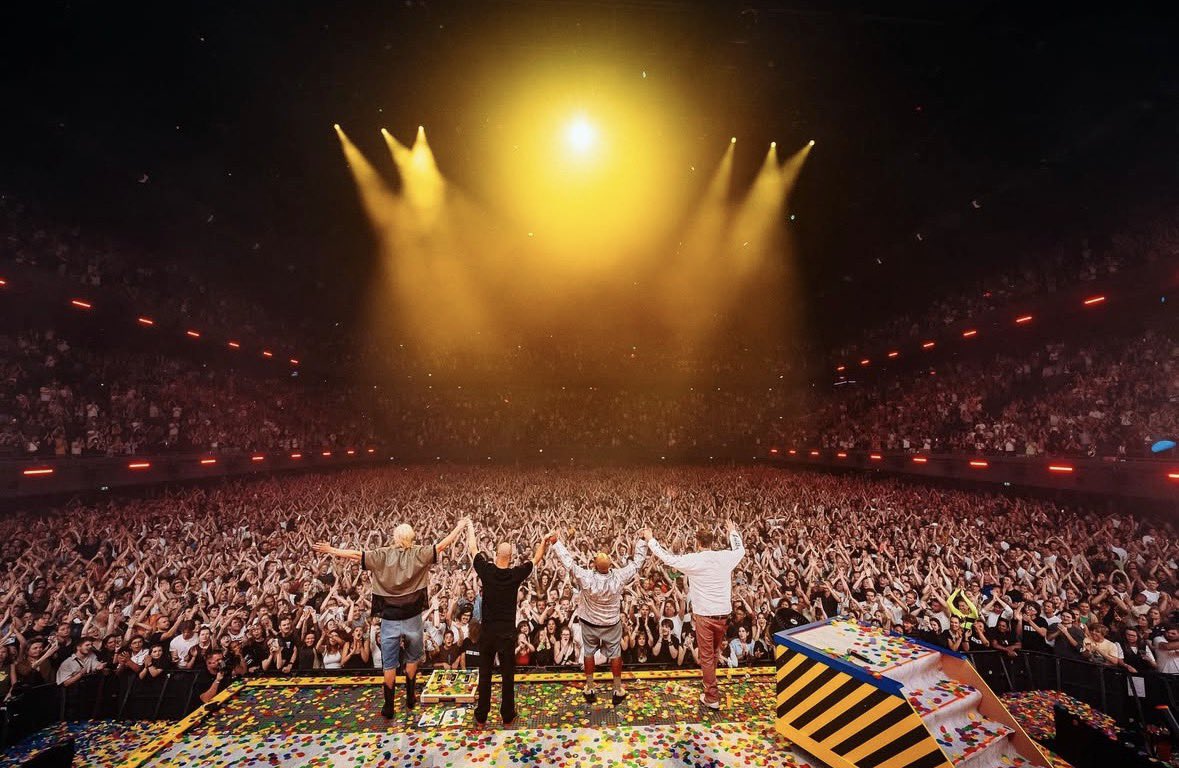 Willie Wartaal tweet media