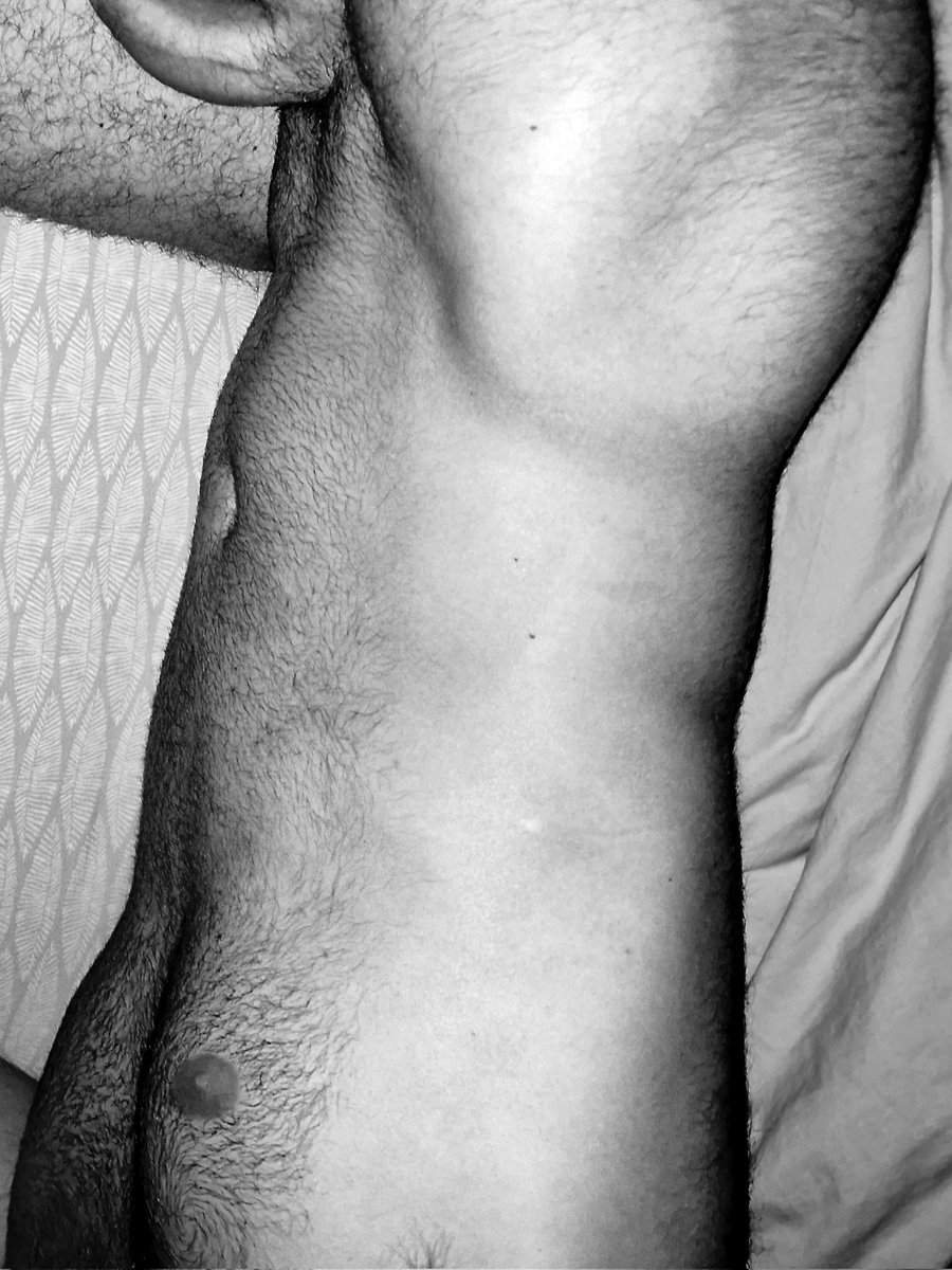 <a href="/PartageDefiHot/">PartageDéfiHot</a> Ma participation à ce #Défi05 !
#PDH
<a href="/PartageDefiHot/">PartageDéfiHot</a> <a href="/AngelandDemonF/">Angel & Demon Fitness 🏋️‍♂️</a> <a href="/Body_Art_be_fr/">Sex and Body Art 😏</a> <a href="/nicenguys/">nicenakedguys</a> <a href="/nofacemodele/">nofacemodele🔞7.3k</a> <a href="/SpicyGirlsNSFW/">SPICY GIRLS 🌶️✨🔞</a> 
#art #détail #blackandwhite #nakedmale #normalizenudity