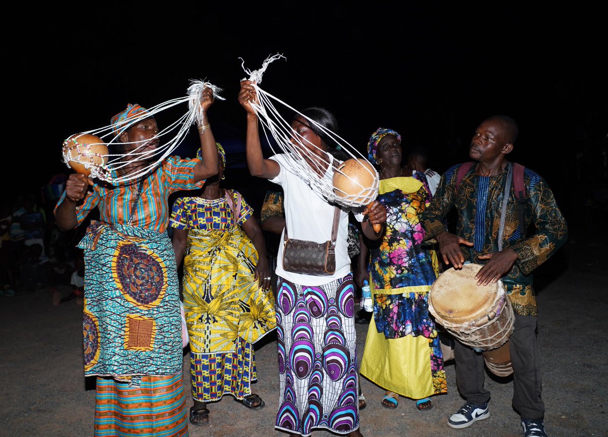 Last night, I was crowned Chief Aiah Foyoh III by the esteemed authorities of Kono District—a humbling honour I carry with pride.  

Grateful to the people of Kono for your hospitality and vibrant cultural celebration.  
#EUBUSTOUR2025 #EU4You #EUnaSalone