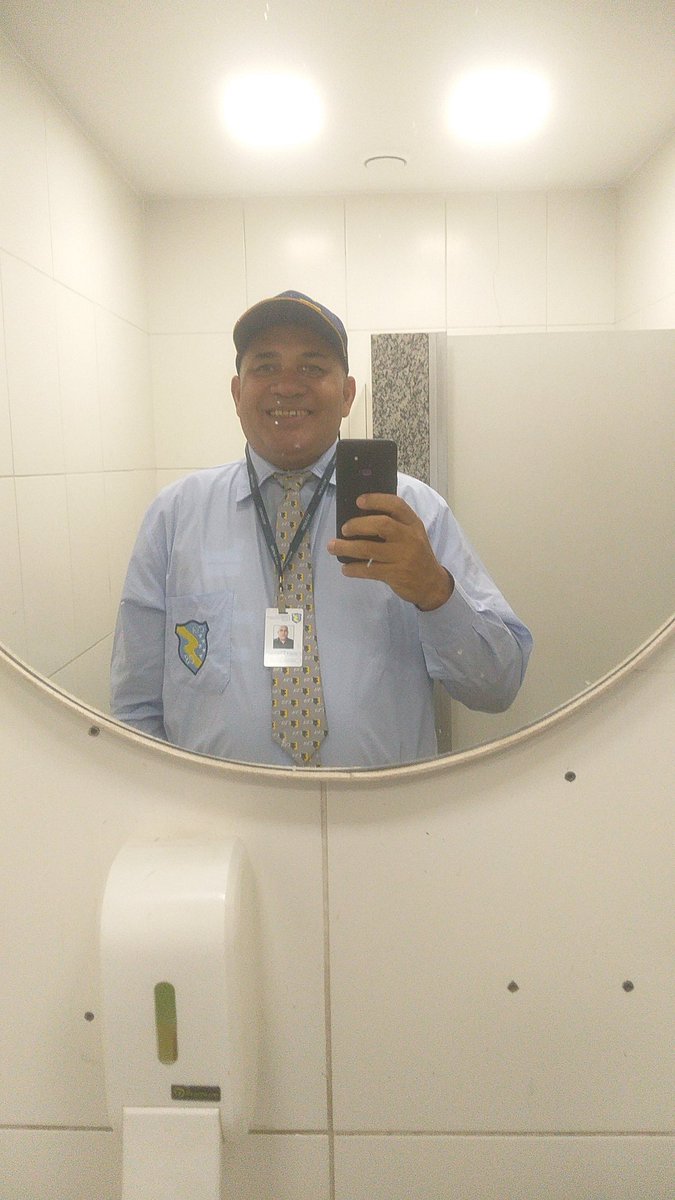 Adriano420607's tweet image. Plantão acabando.