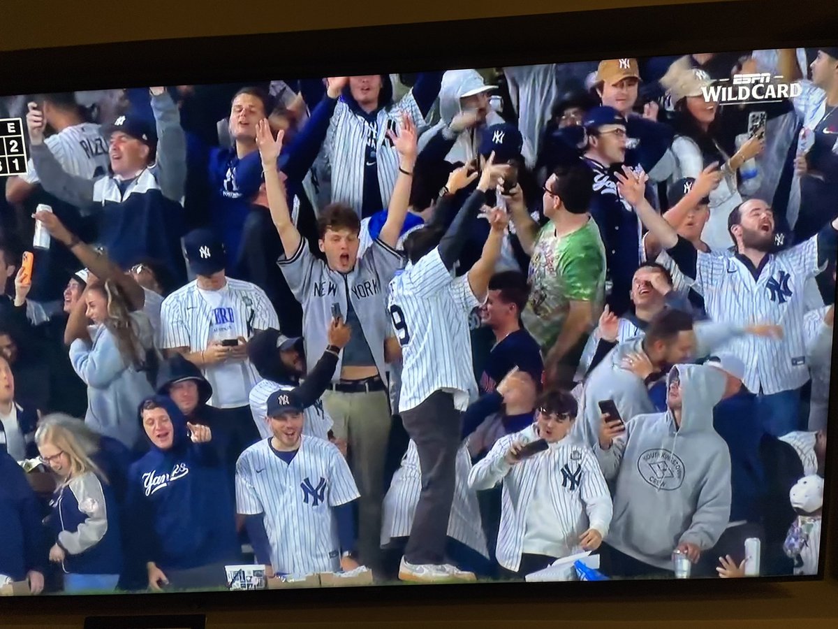 DColtonNow's tweet photo. I know the world is pretty awful, but there’s another world where the #Yankees beat the Red Sox at the Stadium! On to Toronto! https://t.co/0W5IQF0AaU