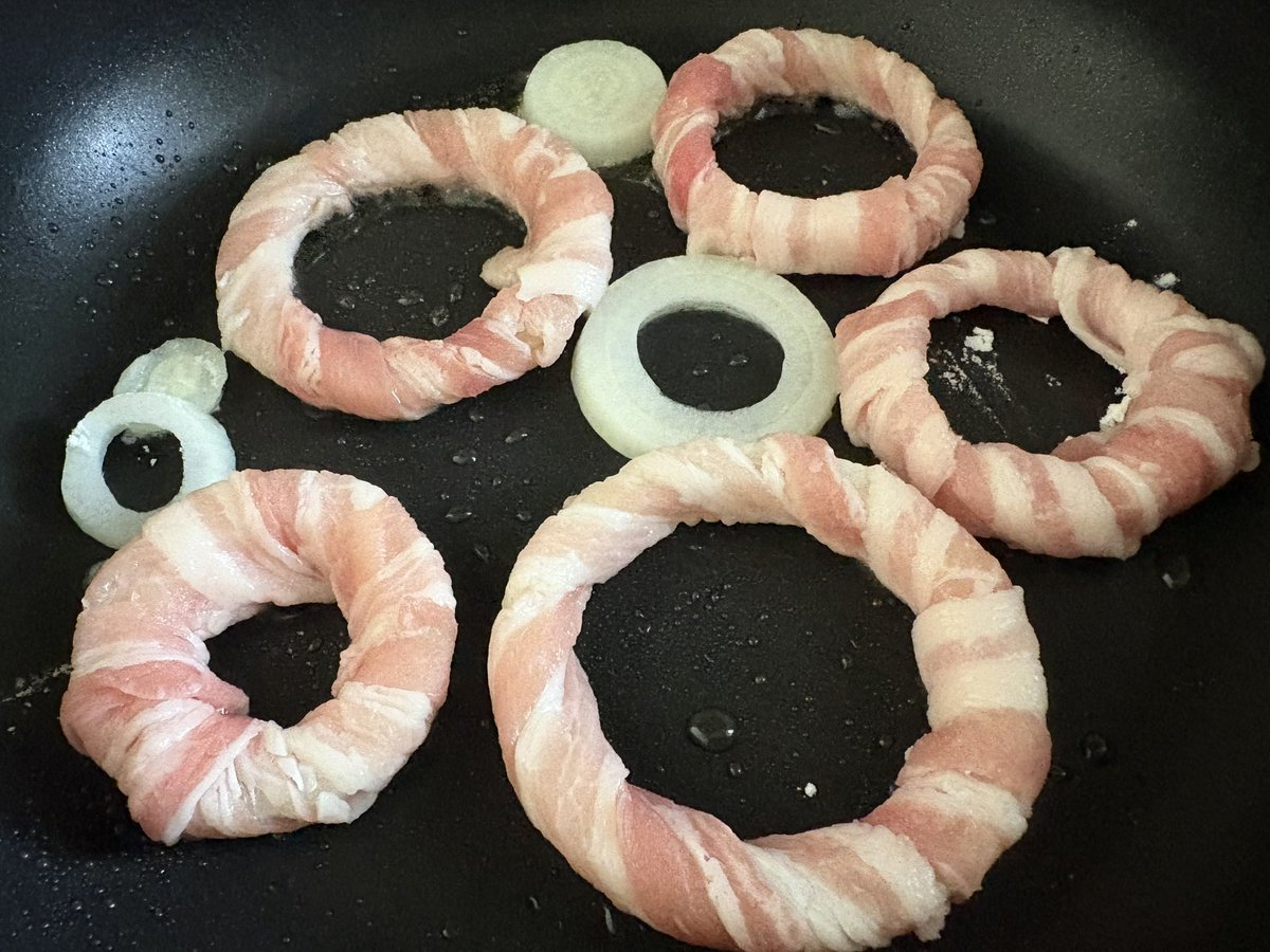 kimiko_321's tweet photo. トンデリング🧅👩‍🍳 https://t.co/Gg62IFZzD3