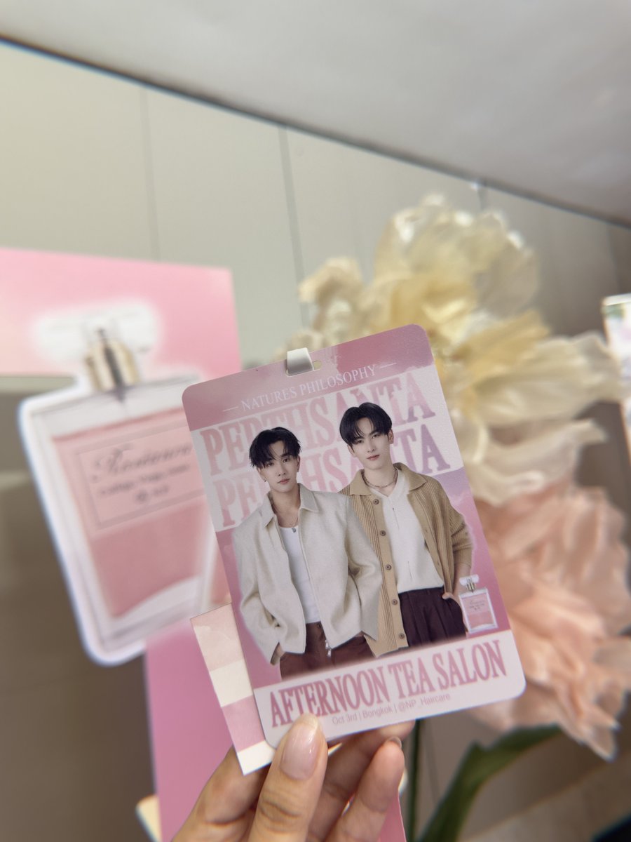 moonmating's tweet photo. ทีมหน้างานเช็คชื่อค่าาา

PERTHSANTA TEATIME 

#NPsalonwithPerthSanta https://t.co/yFp6hXZOdq