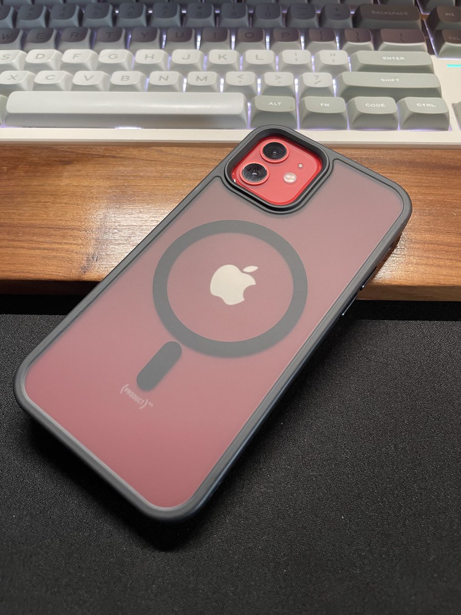 何やら黒い封筒が...

#MaGdget さんの公式ストアで買ったiPhoneケースでした！
流石の品質です。
フィッティングから何から素晴らしい👍
サイドボタンのクリック感がケース無しと大差ないのが地味に嬉しい☺️