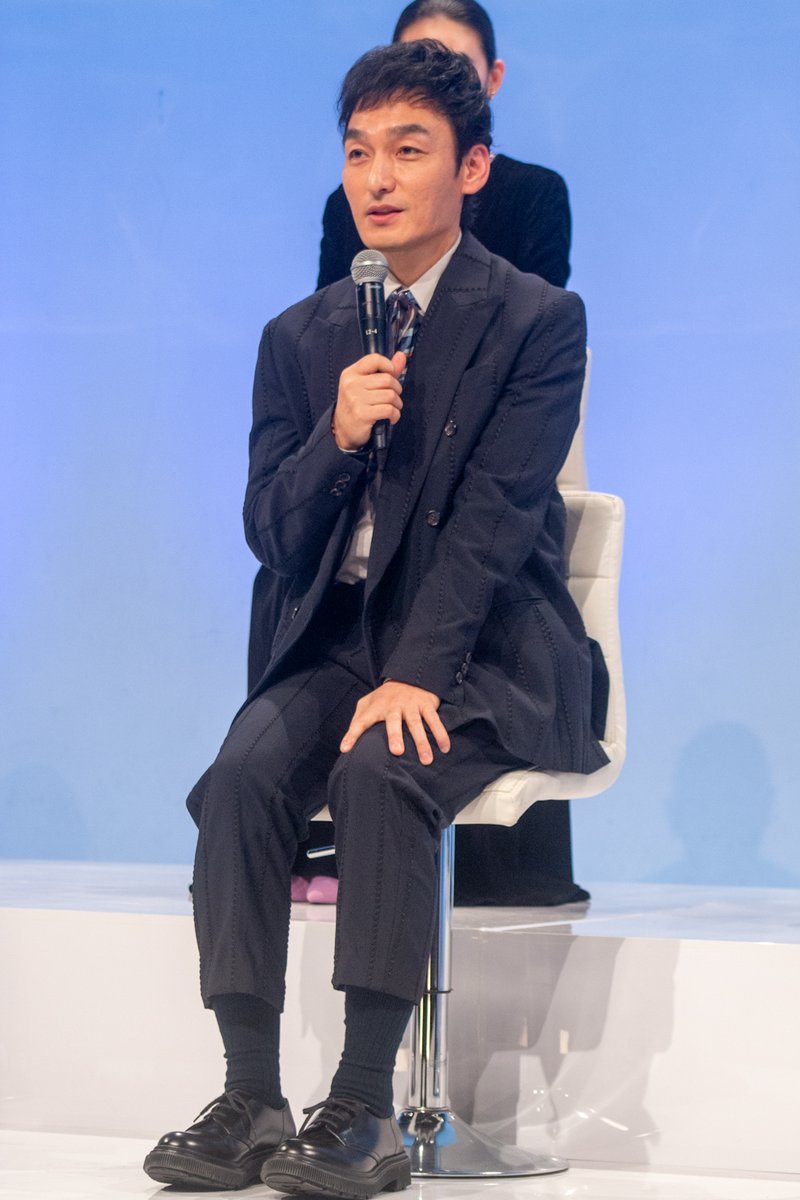 cinemalife_web's tweet photo. 『終幕のロンド』制作発表会見

✨草彅剛の“紳士ぶり”を中村ゆりが絶賛「細やかな気遣いが」
✨草彅剛「みんなと一緒にお芝居ができたこと���楽しくて」「学びのある現場」

▶ https://t.co/HlNA9mAXZO

#終幕のロンド
#草彅剛 #中村ゆり #要潤 https://t.co/ltJhacO4wF