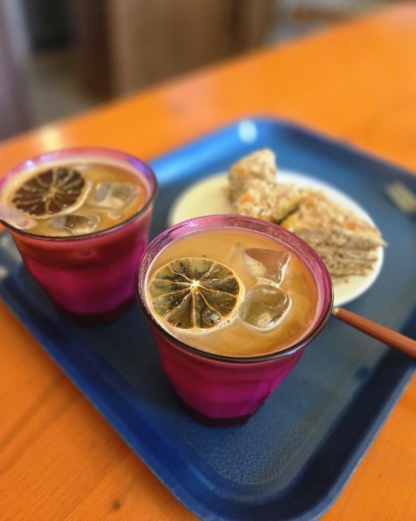 다정해지는 시간, 라임 모히또 라떼 &amp; 꿀케이크