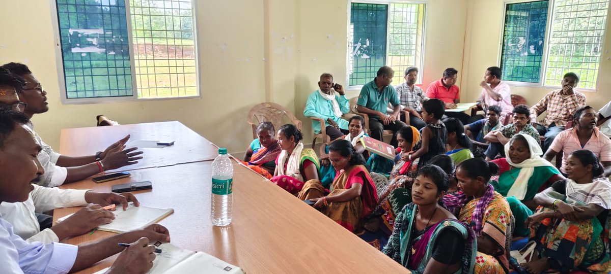 ITDASundargarh's tweet photo. Special Grama Sabha in Bamdera village of Bargaon block under Adikarmayogi Abhiyan.
#AdiSewaParv
#AdiKarmayogiAbhiyan
#EmpoweringTribalViksitBharat
#JanajatiyaGauravvarsh
#BirshaMunda150 https://t.co/YN4WiQSA3T