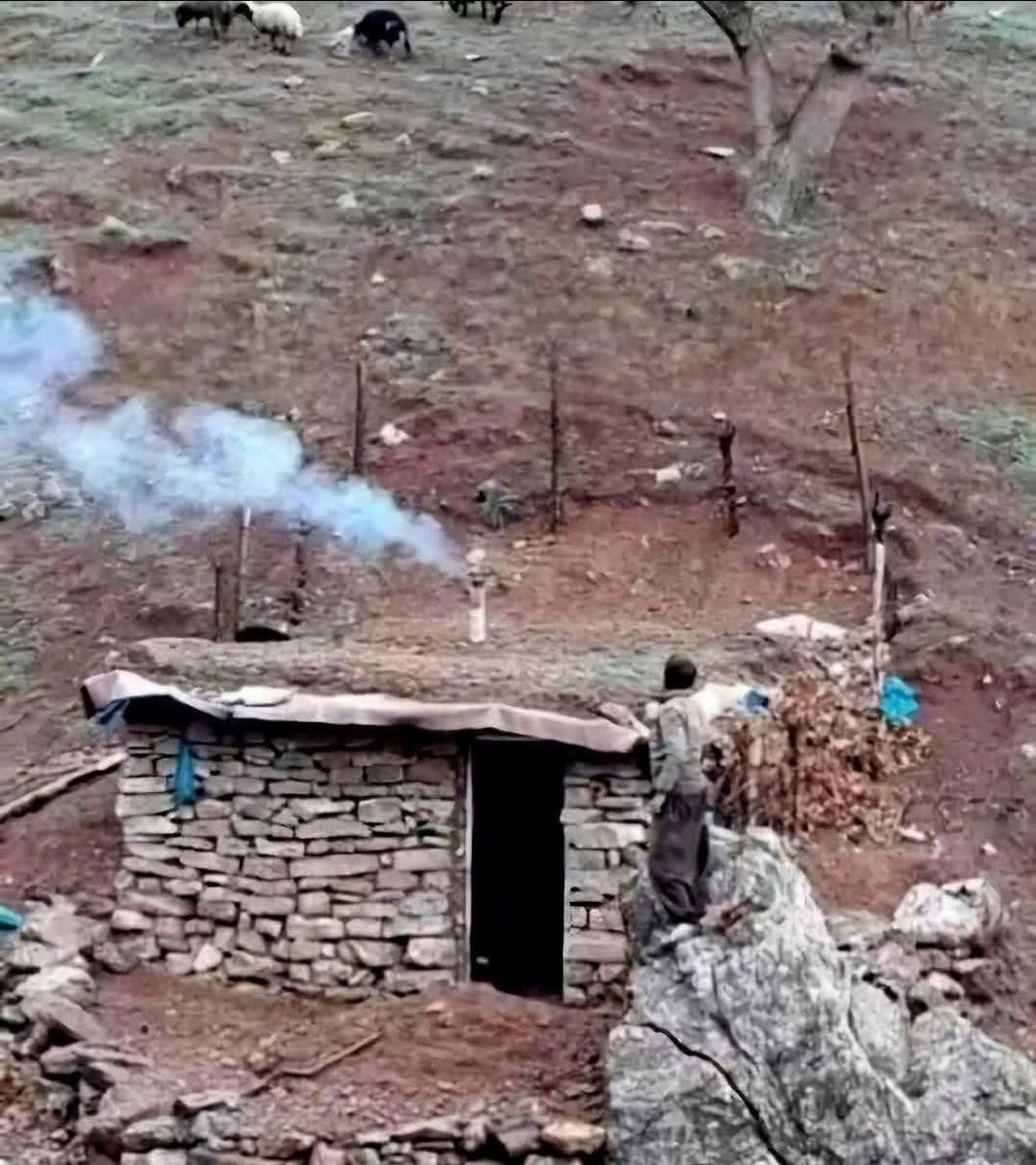 İnsanın huzuru olsun' yaşadığı evi taştan ve topraktan olsun..
☀️🕊️