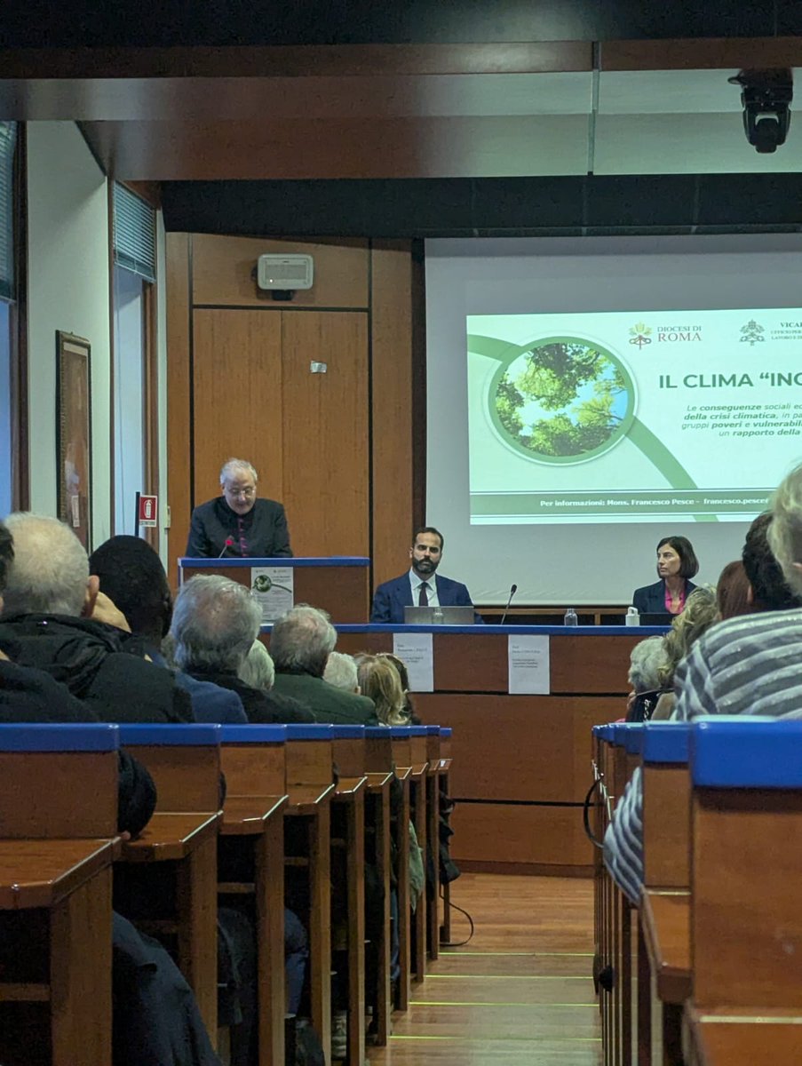 AlessandroYF's tweet photo. Ieri sera ho avuto l'onore di partecipare a un evento davvero significativo, dove abbiamo affrontato un tema fondamentale: le conseguenze sociali ed economiche del. È stato un privilegio poter commentare il *Rapporto #FAO sul clima "ingiusto" con esperti. https://t.co/L6s0rxdv48
