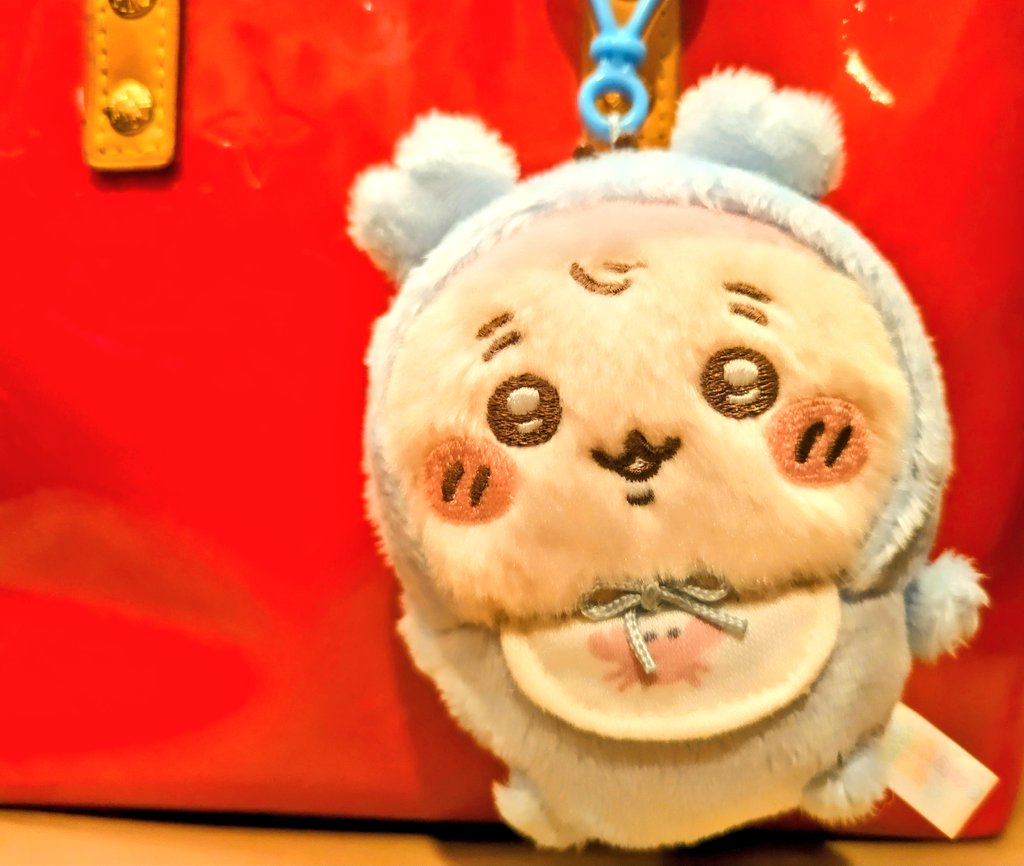 captain_6810's tweet photo. 年齢と中身の乖離が更に大きくなるのが嫌過ぎて、自分の誕生日なんて全然めでたく感じないここ数年だったけど、今年は娘が私の大好きなカニちゃんをこっそり用意してプレゼントしてくれて、なんか誕生日も悪くないなーと🥹 https://t.co/Es08jwtWfp