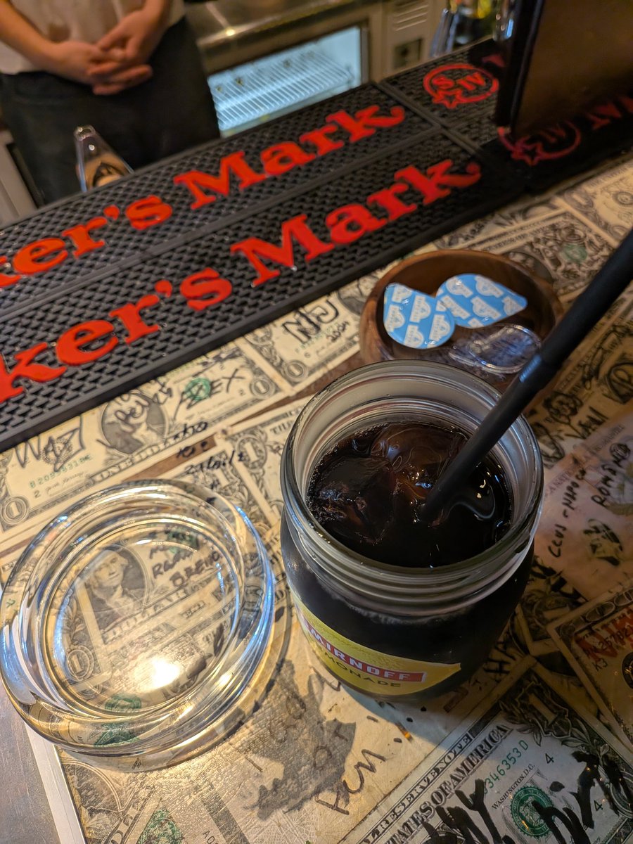 怖いおじさんの店