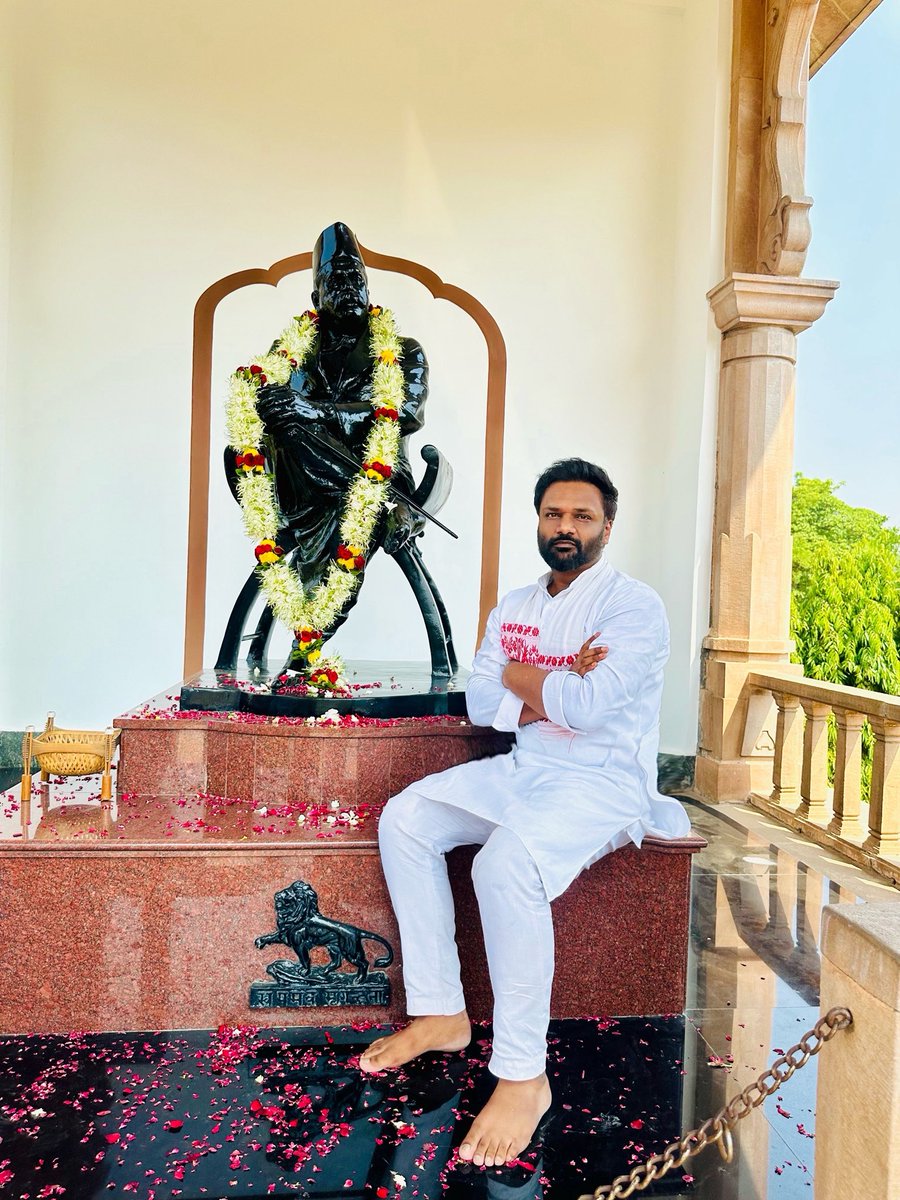 iprateeksinghal's tweet image. भारत माता की जय 🚩

@RSSorg 
#100YearsOfRSS #VijayaDashami #RSS100Years