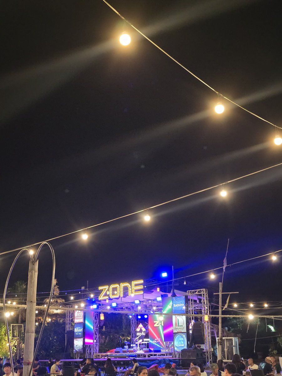 Hollo Kitty tweet media