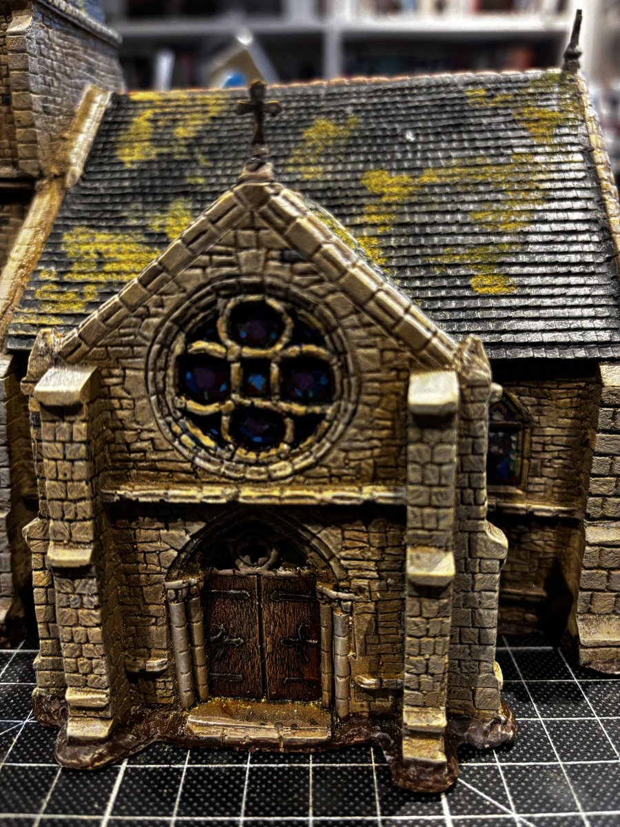 PilPol75's tweet photo. Finally I finished in 4 days the painting of the Normandie’s church. It was fun to do. I had to paint the stained glass windows freehand and darken it (like it appears when you look at them from the outside). Crosses and weathervane are fixed with magnet. https://t.co/Dv8Ly6QvM9